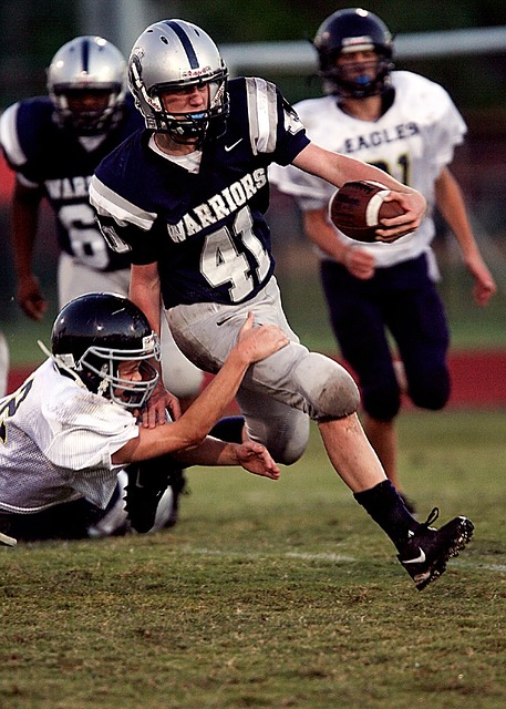 向曼联中场 向曼联中场